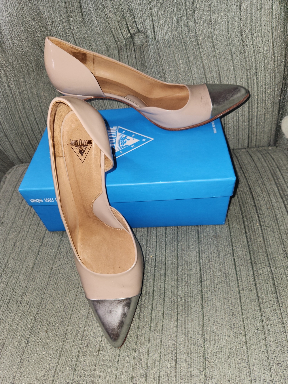🍉John Fluevog Big Presence Dorsay Pumps